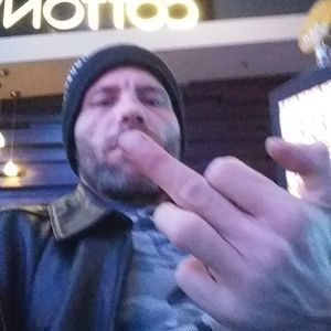 Meet your Posher, Timothy layne